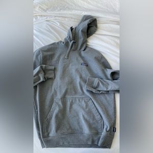 Men’s Patagonia hoodie